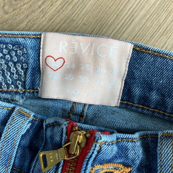 Revice denim jeans. - Picture 3 of 5